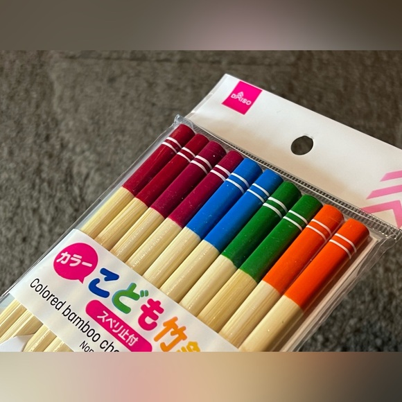Daiso Japan Colored Bamboo Chopsticks Pack of 5 Pairs Non-Slip Ring Grip Tips - Picture 4 of 10